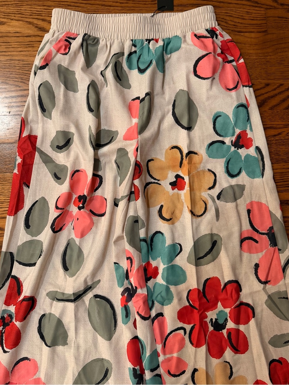 Floral Wide-Leg soft polyester Pants - White with Multicolor Flowers - Picture 5 of 6
